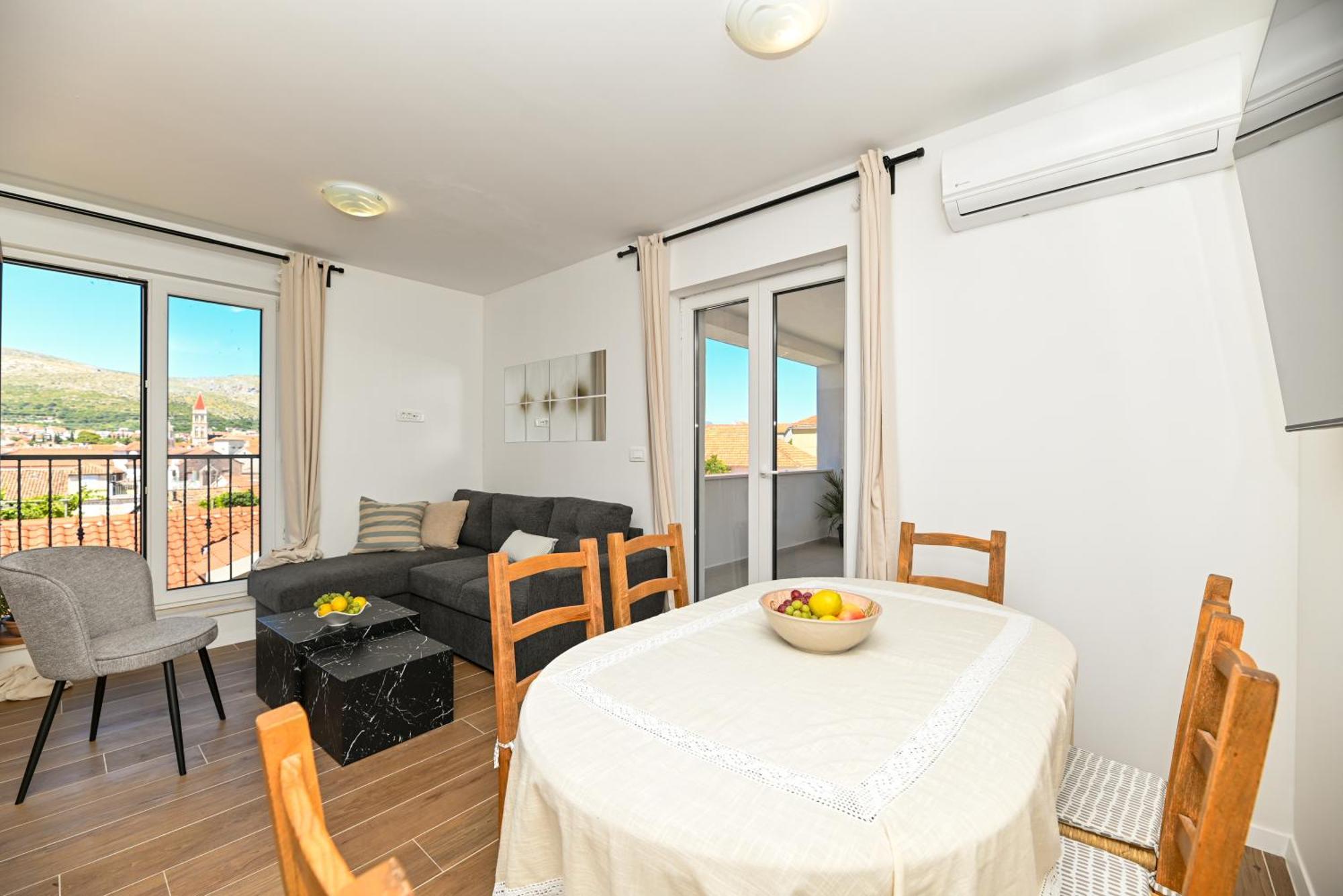 Downtown Apartments Maar Trogir Luaran gambar