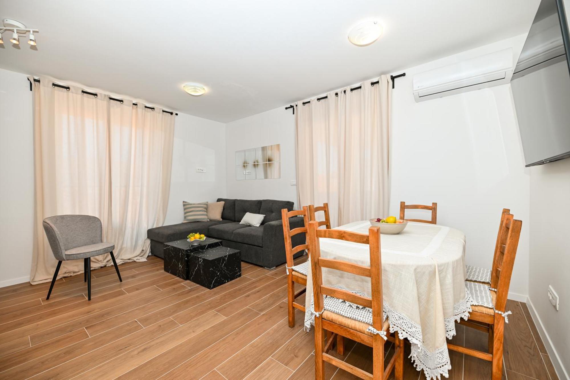 Downtown Apartments Maar Trogir Luaran gambar